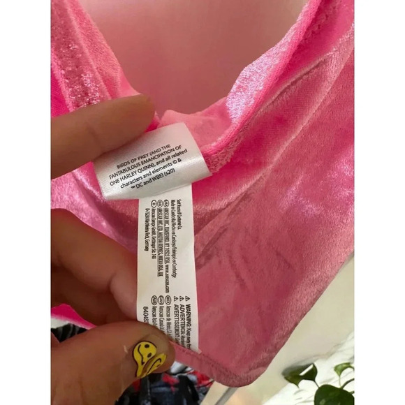 Birds of PREY women’s size small Harley Quinn costume - Picture 9 of 11